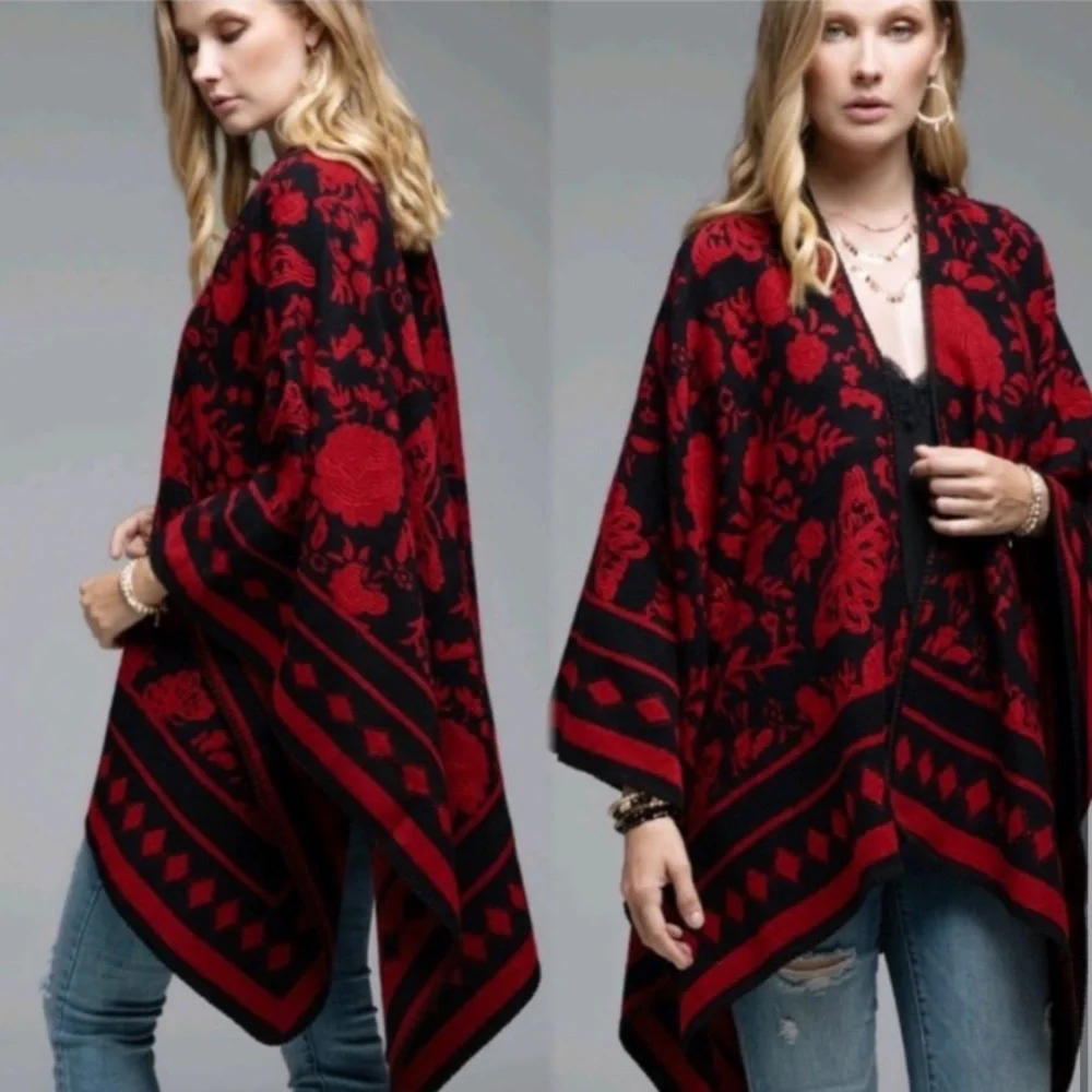 5 Star ⭐️ Rated. New Reversible Floral Butterfly Sweater Ruana Wrap - Picture 3 of 7